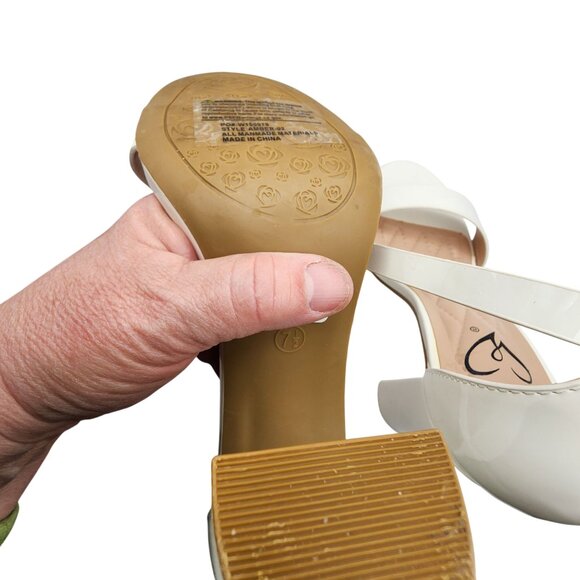 Windsor White Patent Leather Ankle Strap Block Heel Sandals Womens Size 7 - Picture 5 of 5